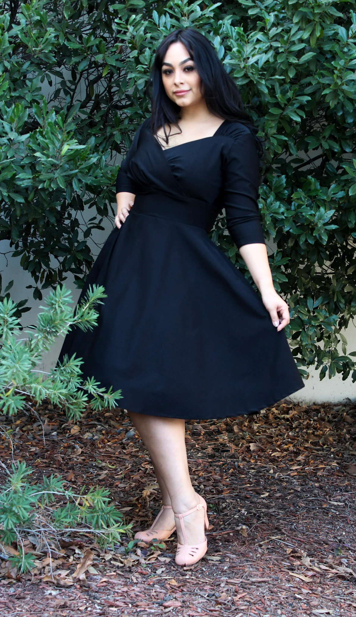Black 1940s Vintage Inspired Circle Dress w/ Pockets - Image 3