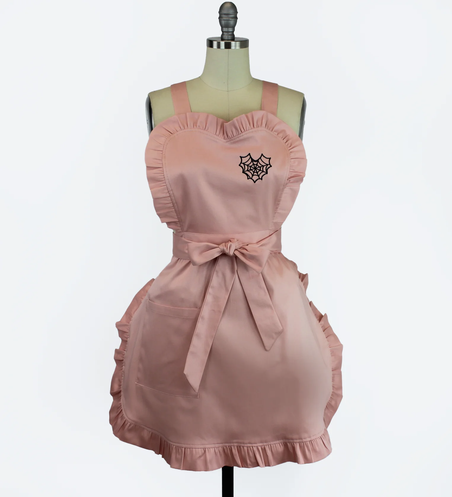 Spiderweb Heart Black Vintage Inspired Apron - Image 5